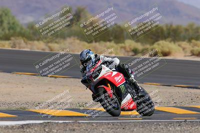 media/Oct-08-2022-SoCal Trackdays (Sat) [[1fc3beec89]]/Turn 10 (945am)/